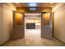 グロウ バイ フェイス(GLOW by face)