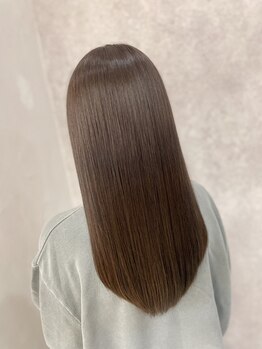 ヘアサロン グローリー(glory)の写真/髪の毛への負担を最小限に抑えた施術で理想の仕上がり☆伸ばしかけの髪も、扱いやすくまとまる髪へ♪