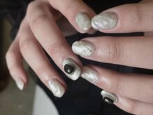 グラウネイル(glaw nail)