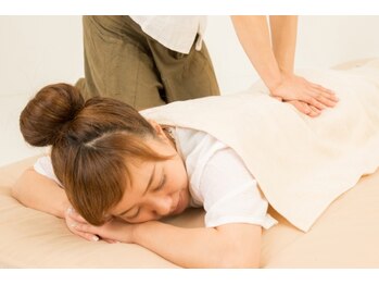 シオン(shion)/腰痛には自身あり！神経整体