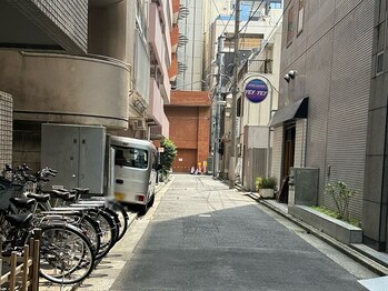 フェロー 五反田店(faroe)/直進し突き当りを右折