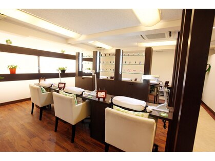 ネイルサロンファストネイルプラス 新宿店(FAST NAIL PLUS)の写真