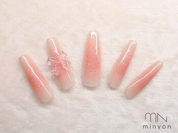 ミニョン(Minyon)の写真/ワンホン・トレンドネイルが好評!お話し好きのスタッフがライフスタイルに合わせてカラー・パーツをご提案