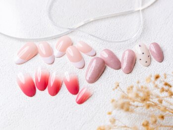 フチュール(futur)の写真/【初回ジェルオフ無料！】季節やトレンドに合わせた旬なデザインや、大人可愛いデザインまでご用意◎